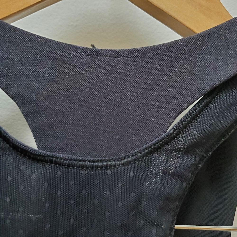 Women Lululemon tank top - Picture 6 of 9